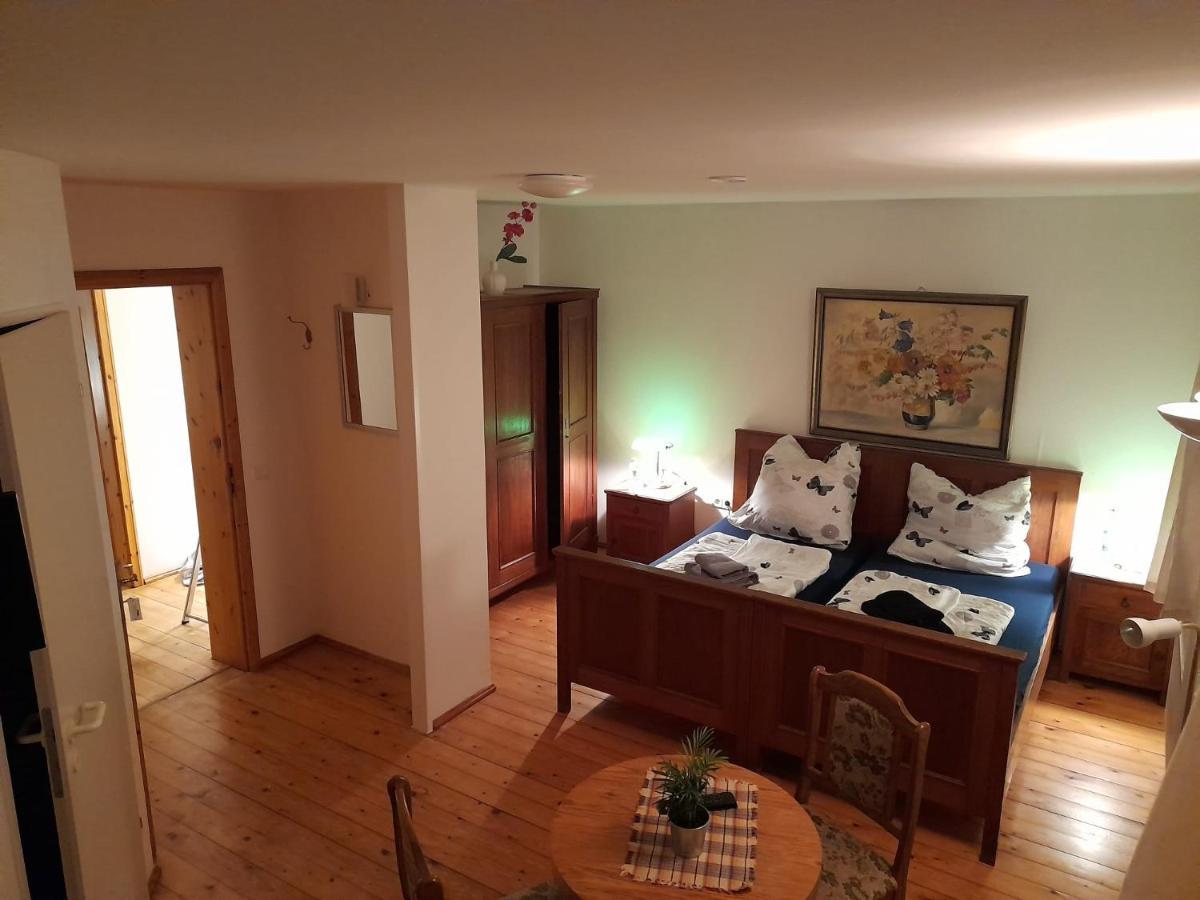 Pension Schwalbenhof Gestut Bartos Lommatzsch Extérieur photo